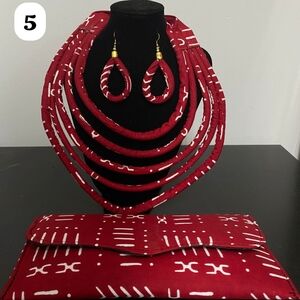 Necklace matching with bag